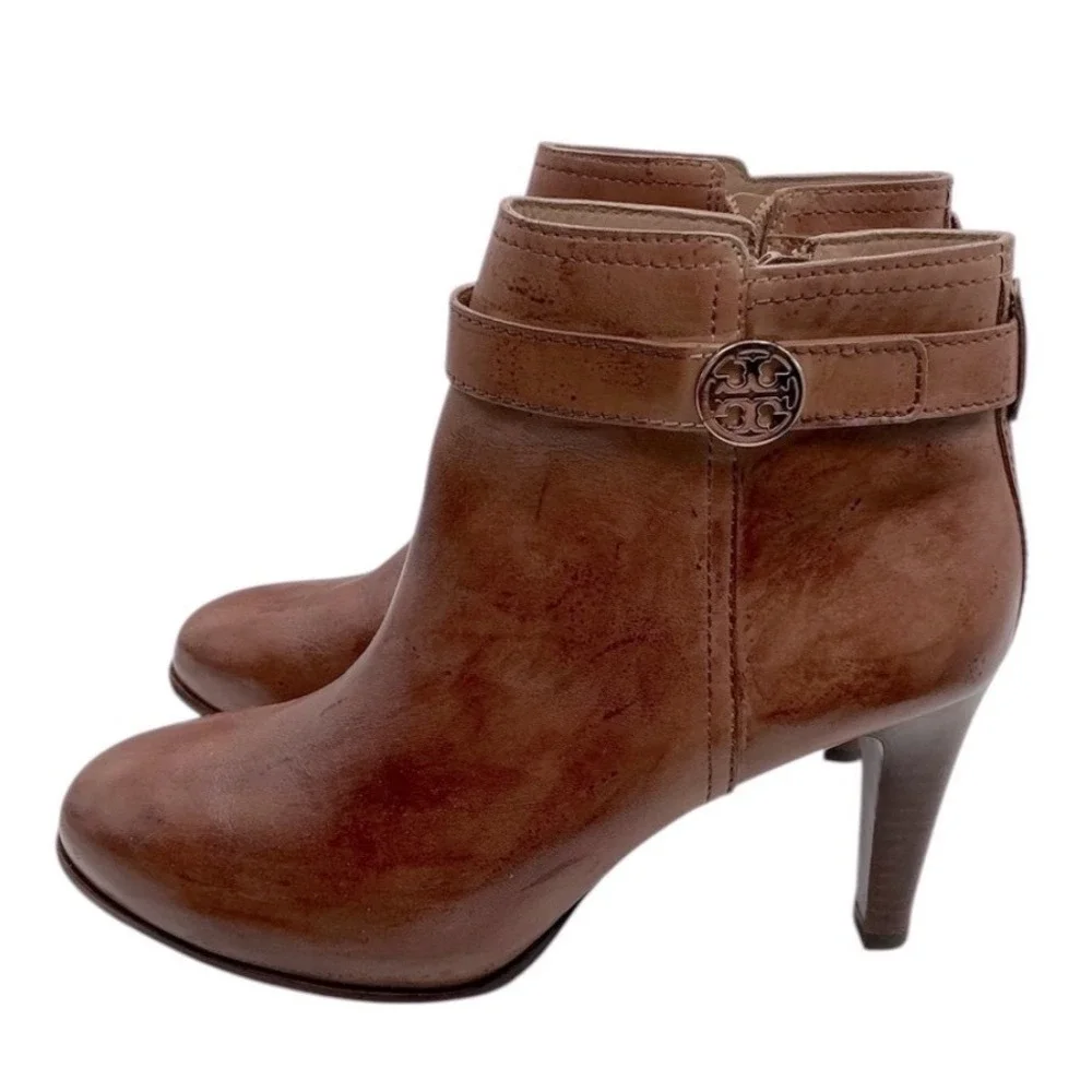 Tory Burch Tan Leather Ankle Boots Stiletto Heel Logo Medallion Womens 10